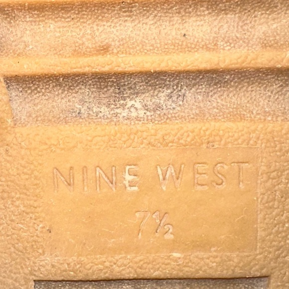 Nine west  Tan Suede Faux Fur Winter Snow Boots | Cozy Lace-Up Boots |Size 7.5 - Picture 6 of 8